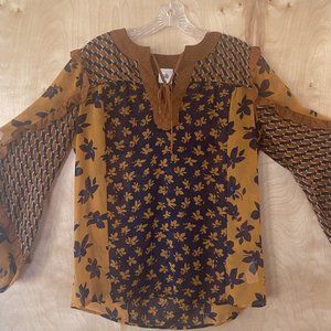 Beautiful Cabi dark blue and tannish brown blouse